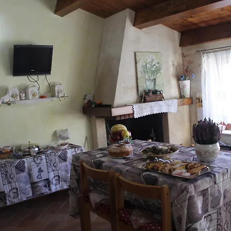 Medieval Village Of Bed & Breakfast *