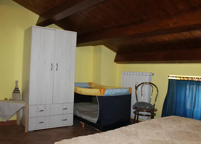 Oda ve Kahvaltı Medieval Village Of Pacentro