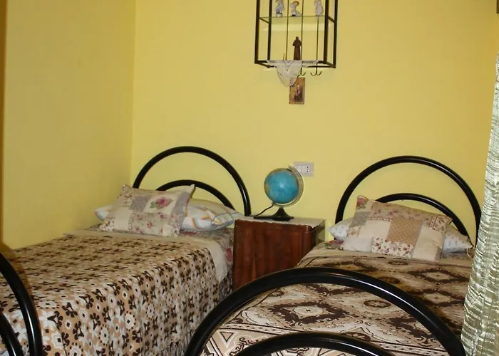 Oda ve Kahvaltı Medieval Village Of Pacentro